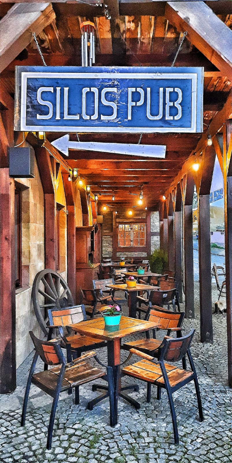 ogródek restauracja Zamkowy Młyn